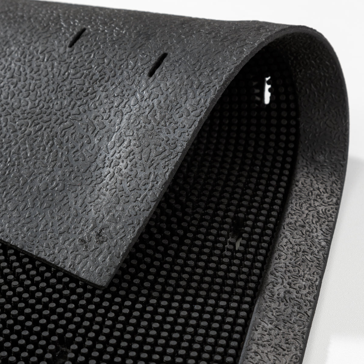 Border Pin Gummi Fußmatte schwarz 45 x 75 cm halbrund