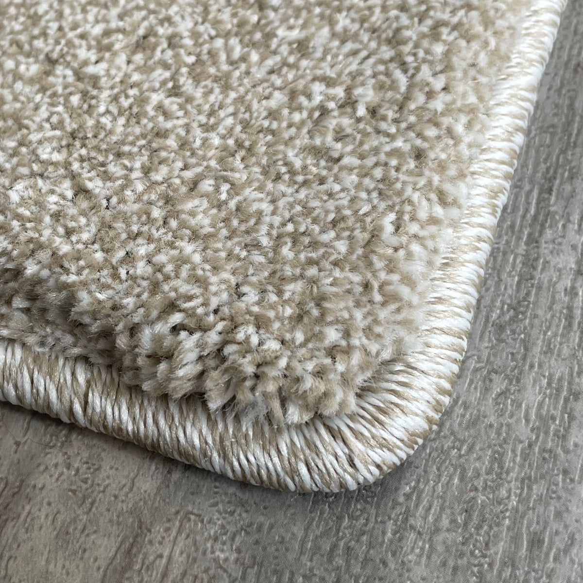 Samoa beige – C.007 WM Web-Teppich  - Hochflor Uni - nach Maß, gekettelt