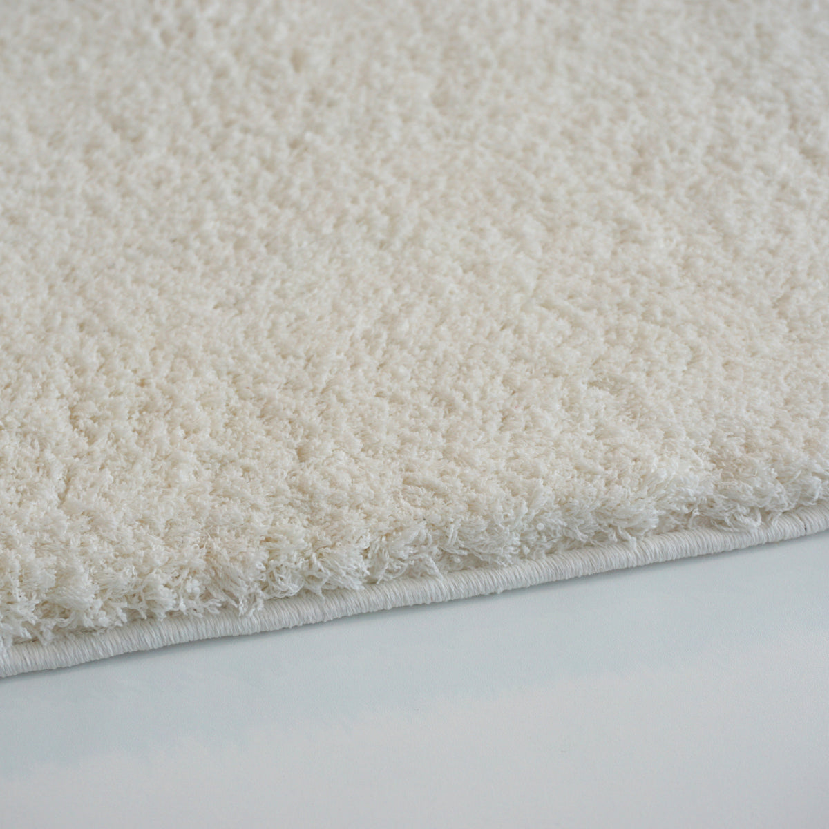 Salerno – D 200 C 000 – weiß – moderner Teppich mit flauschiger Haptik – 5 Größen