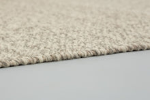 Laden Sie das Bild in den Galerie-Viewer, Moscato – beige meliert  – 6432-201 006 – handgewebt, kurzflor – ein Markenteppich von Astra – 100% Wolle – 4 Standardgrößen