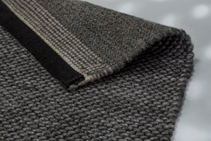 Morrelino – dunkelgrau - 6431-200 040 – handgewebt, kurzflor  - ein Markenteppich von Astra – Wolle-Mix - 4 Standargrößen