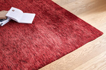Load image into Gallery viewer, Barolo – 6677 200 010-WM -  rot – edler Woll-Teppich, leicht meliert, 5 elegante Farben – nach Maß