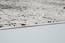 Load image into Gallery viewer, Antea - 6626 202 044 –  schwarz/creme -  schick gemusterter Kurzflor-Teppich, 2 Designs, 3 Größen